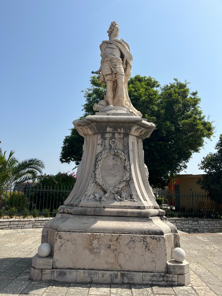 A statue by the old fortress. 